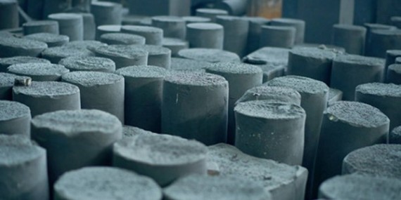 耐高溫石墨修補劑針對性（xìng）解決石墨缺陷問題