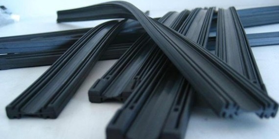 pvc塑料製品粘接，使用粘PVC快幹膠牢固效率高