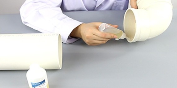 哪個品牌（pái）的（de）PVC膠水比較好，選購時可以從哪些方麵入（rù）手？