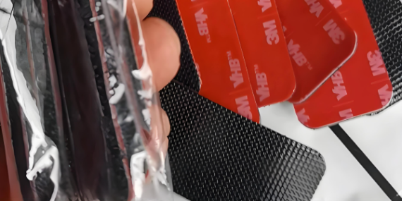 背膠魔術貼粘矽膠粘貼不牢怎麽辦？HR-419專用處理劑輕鬆拿捏