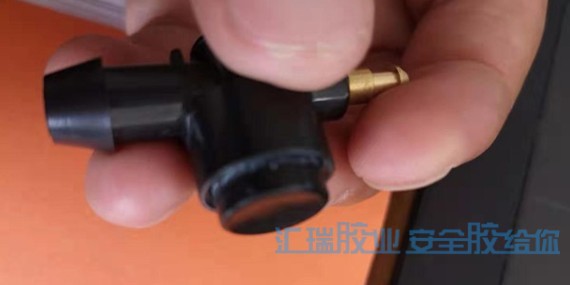 什麽都（dōu）可以粘的速幹膠水，真的是這樣（yàng）的（de）嗎？