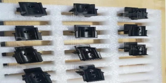 草莓视频cm.888tw透明快幹AB膠水在五金機械行業以（yǐ）理想的性能特點備受青睞！