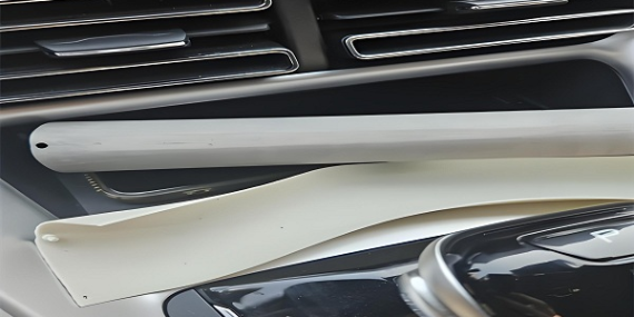 矽膠包骨架（jià）膠水如何使用？